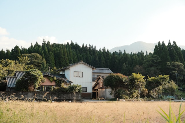 宅建士が教える空き家バンクの「安さ」に隠された5つの罠。失敗しない物件選びの裏技
